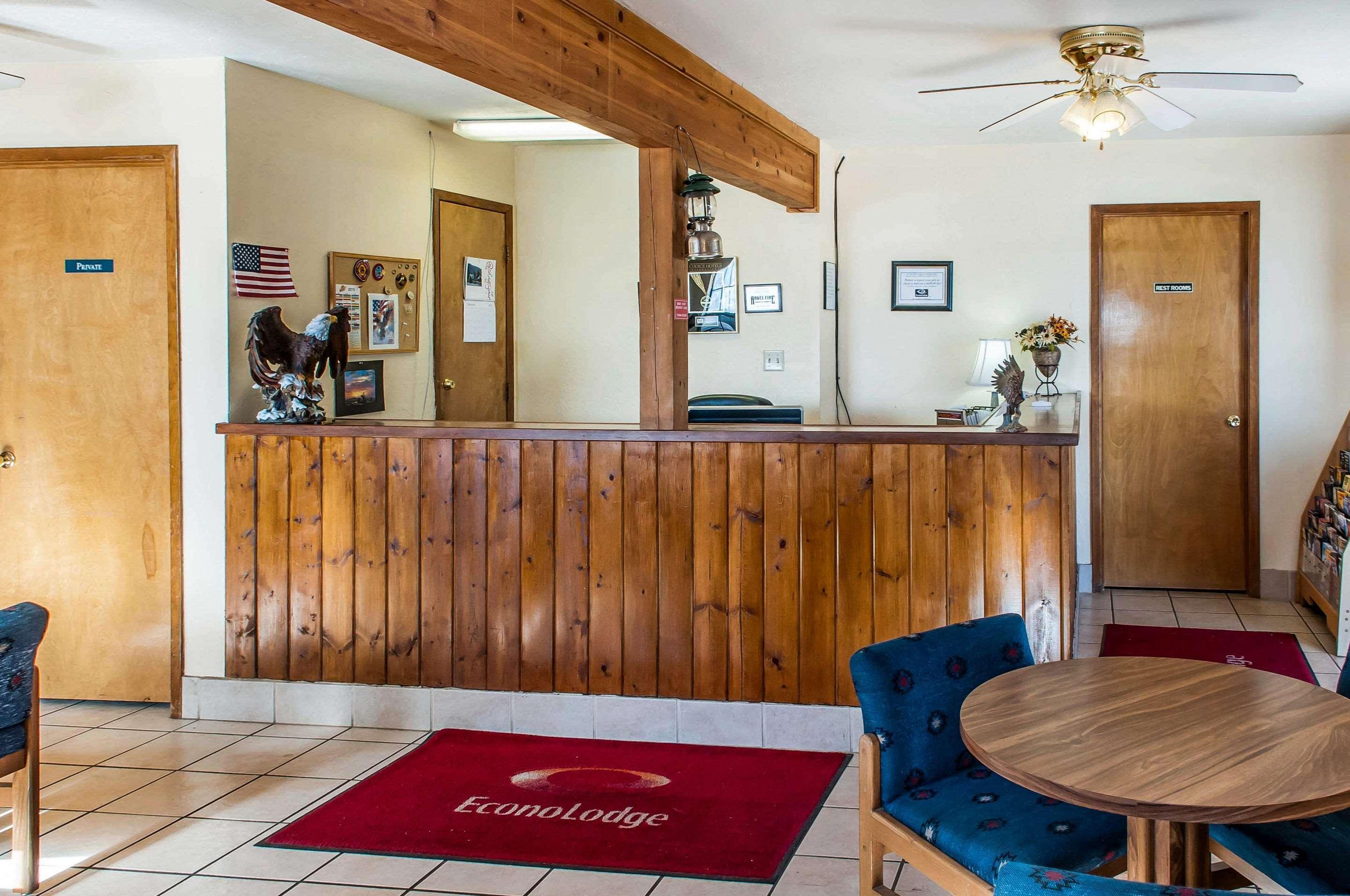 Econo Lodge Eagle Nest Dış mekan fotoğraf