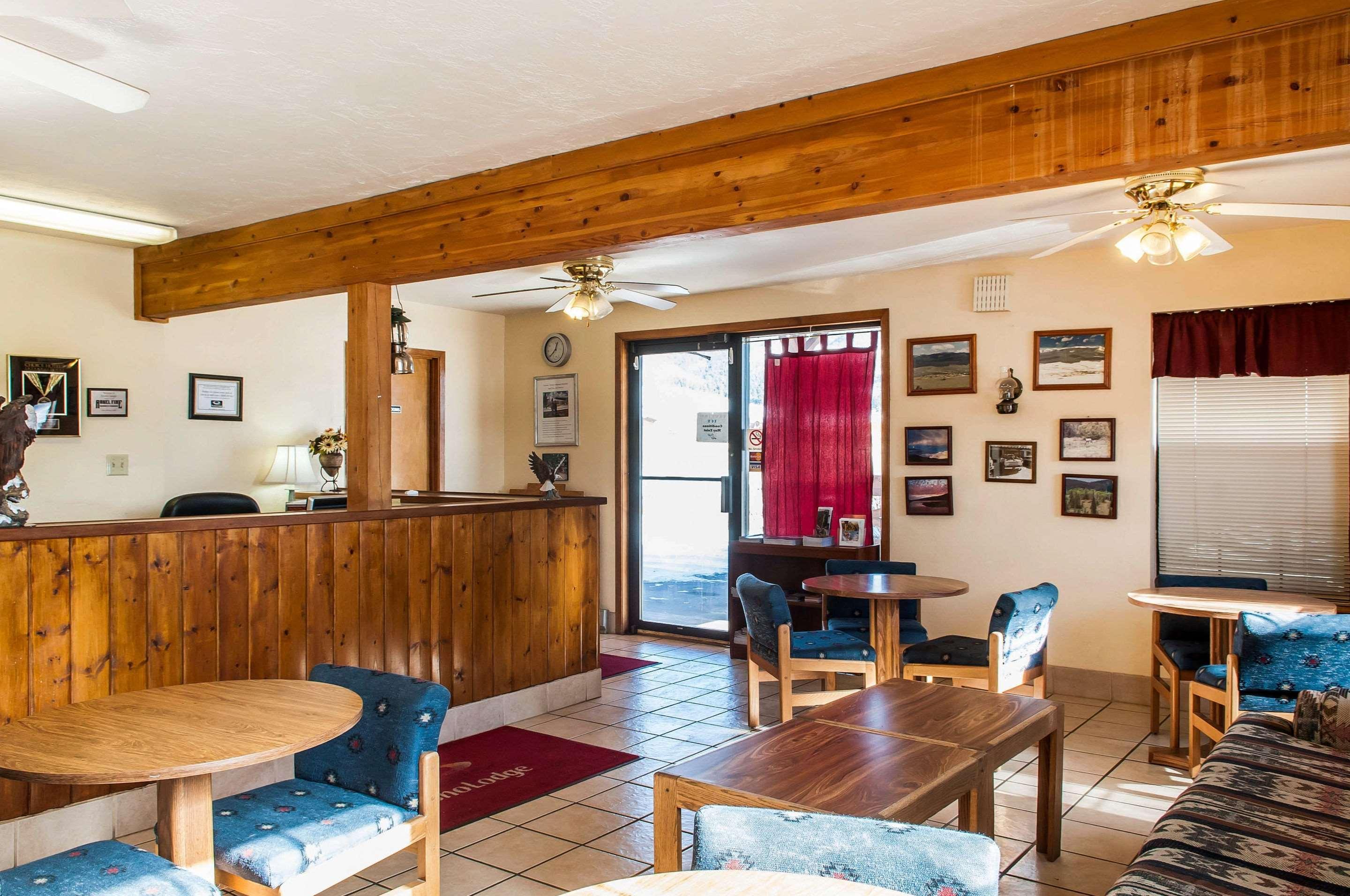 Econo Lodge Eagle Nest Dış mekan fotoğraf