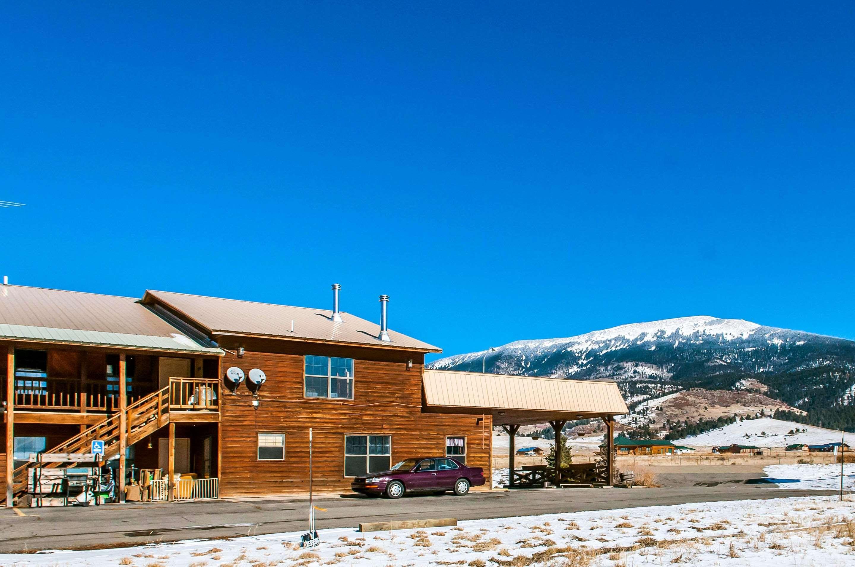 Econo Lodge Eagle Nest Dış mekan fotoğraf