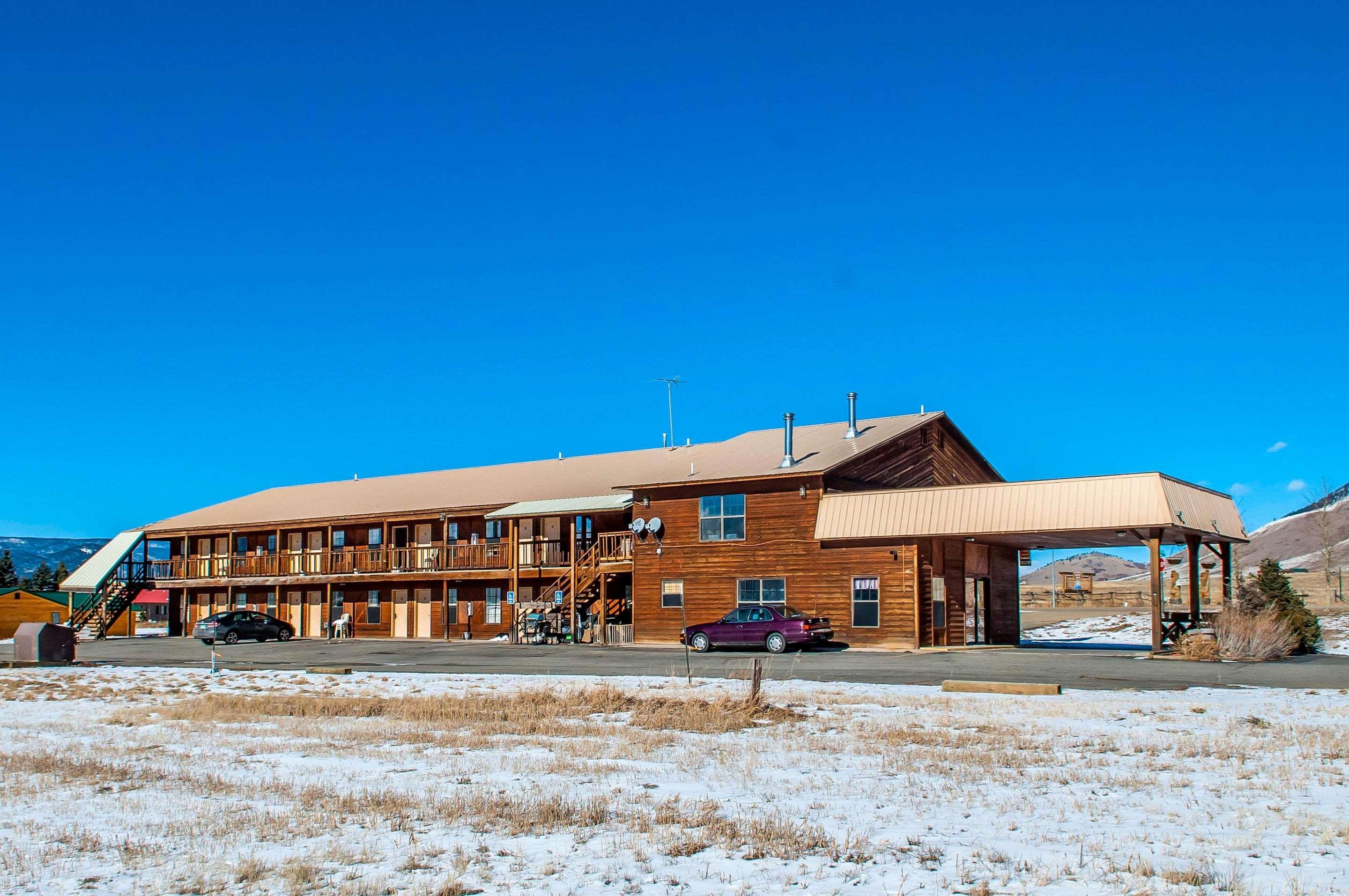 Econo Lodge Eagle Nest Dış mekan fotoğraf